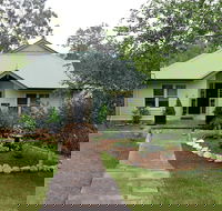 Highview House - Accommodation Redcliffe