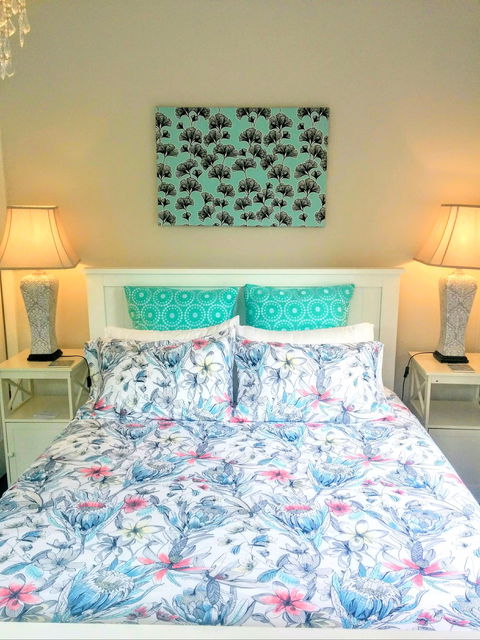 Magnolia Corner - Accommodation Redcliffe 1