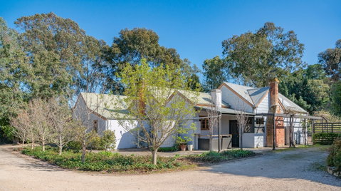 McLaren Vale Getaways - Accommodation Redcliffe 0