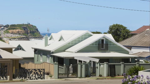 Merewether Beach House B And B - Accommodation Redcliffe 0