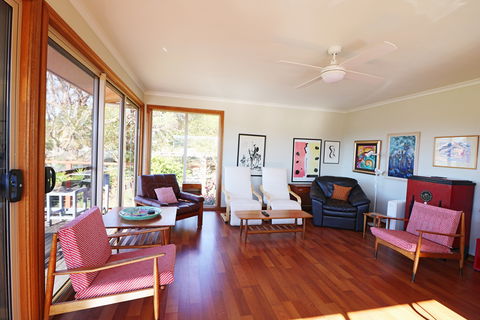 Monaro Cottage - Accommodation Redcliffe 0