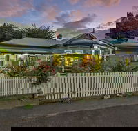 Mt Lyell Anchorage - Accommodation Redcliffe