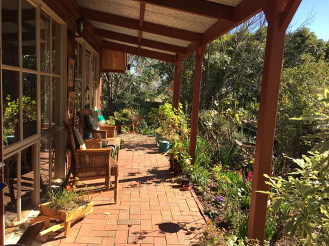 Artscape Cottage Beechworth - Accommodation Redcliffe 1