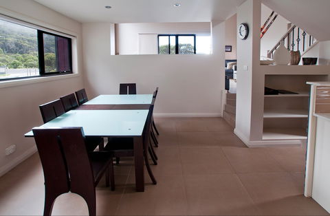 Blues Air 4 - Accommodation Redcliffe 1