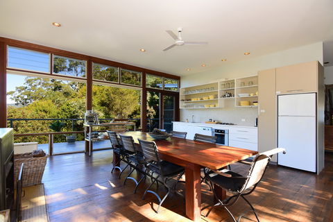 Budderoo - Accommodation Redcliffe 2