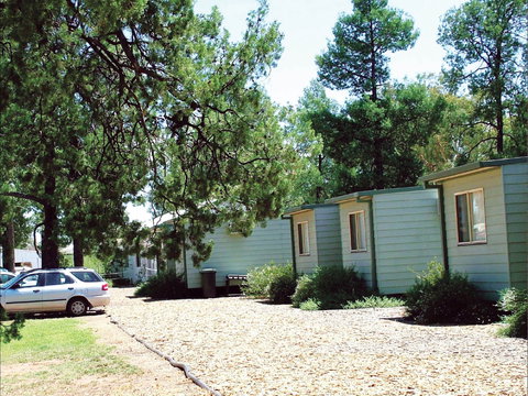 Camp Cypress Cabin And Caravan Park - Accommodation Redcliffe 0
