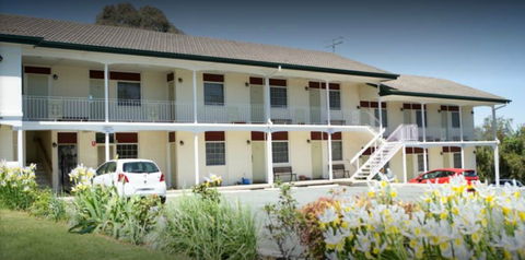 Colonial Lodge Motor Inn - Accommodation Redcliffe 0