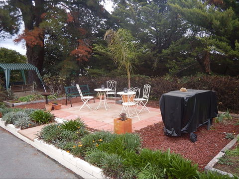 Colonial Lodge Motor Inn - Accommodation Redcliffe 2