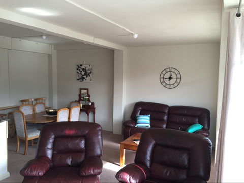 Derwent Valley Resort - Accommodation Redcliffe 2