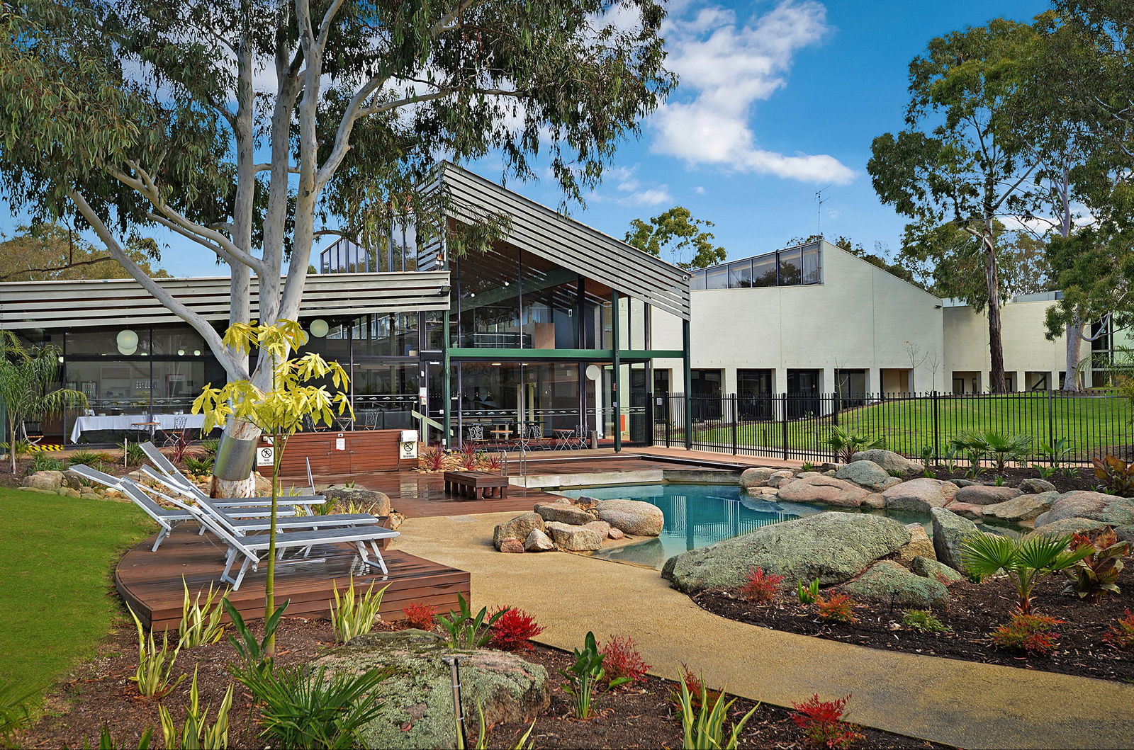 St Albans Park VIC Accommodation Redcliffe