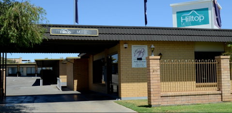 Hilltop Motel - Accommodation Redcliffe 0