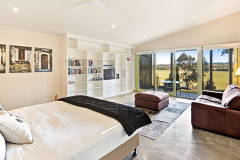 I Villini Estate - Accommodation Redcliffe 1