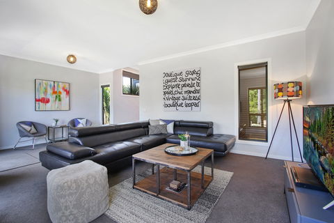 Luminosa - Accommodation Redcliffe 0