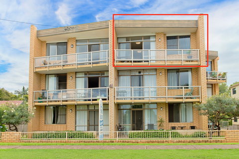 Oceanview  At Flynns - Accommodation Redcliffe 0