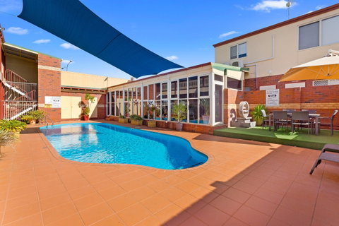 Quality Inn Railway - Accommodation Redcliffe 1