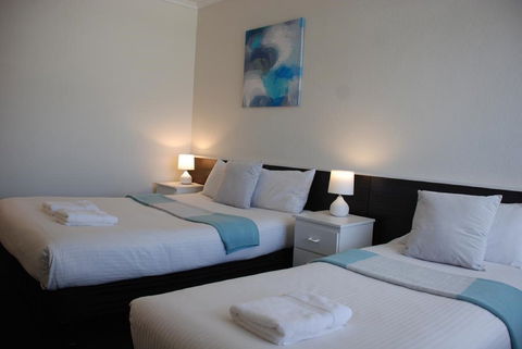 Red Carpet Motel - Accommodation Redcliffe 0