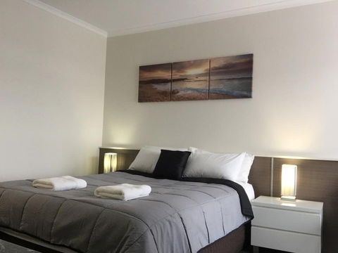 Red Carpet Motel - Accommodation Redcliffe 2