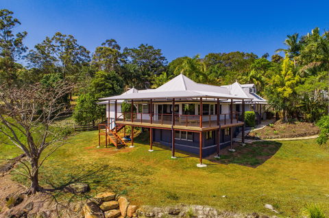 Rockinghorse House - Accommodation Redcliffe 1