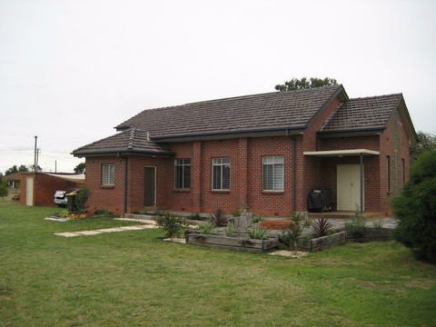 The Church Retreat In Yerong Creek - Accommodation Redcliffe 0
