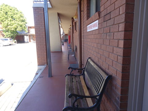 The Albury Regent Motel - Accommodation Redcliffe 2