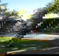 Twin Figs Country Retreat - Accommodation Redcliffe