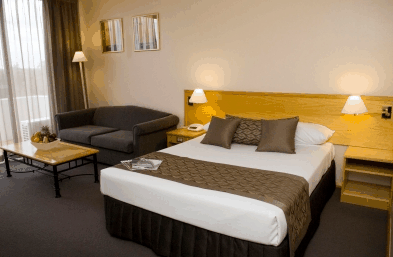 Sunnybrook Hotel & Convention Centre - Accommodation Redcliffe 0