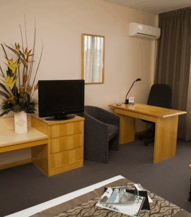 Sunnybrook Hotel & Convention Centre - Accommodation Redcliffe 2