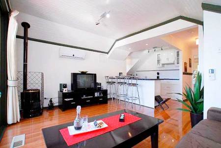 Annie Roe's Luxury Bed And Breakfast - Accommodation Redcliffe 3