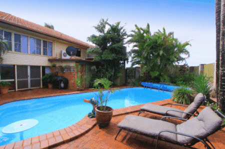 Dunelm House Bed And Breakfast - Accommodation Redcliffe 0