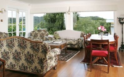 Forest Edge Country House - Accommodation Redcliffe 0