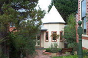 Braeside Garden Cottages - Accommodation Redcliffe 0