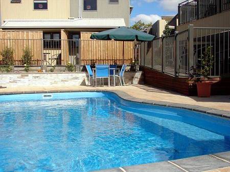 Sovereign Views Apartments - Accommodation Redcliffe 3