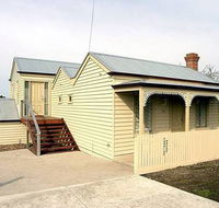 Carrigg House - Accommodation Redcliffe