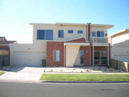 Le Manor - Accommodation Redcliffe 0