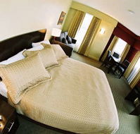 Comfort Inn and Suites City Views - Accommodation Redcliffe