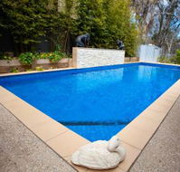 Cock 'n' Bull Boutique Hotel - Accommodation Redcliffe