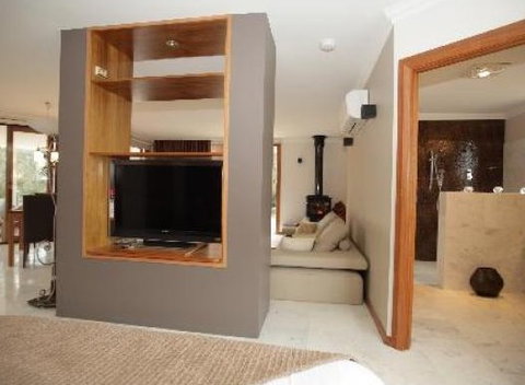 Aurora Cottages - Accommodation Redcliffe 3