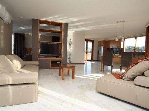 Aurora Cottages - Accommodation Redcliffe 5