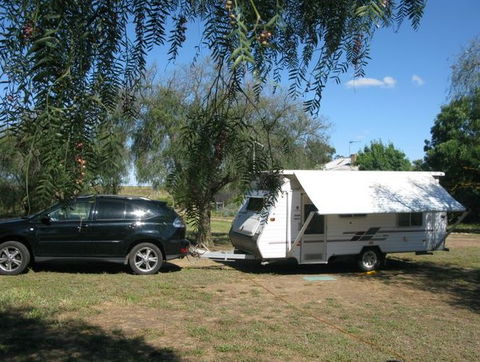 Natimuk Lake Caravan Park - Accommodation Redcliffe 2