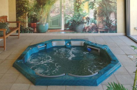 Barclay On View Motor Inn - Accommodation Redcliffe 3