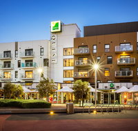 Quest Docklands - Accommodation Redcliffe