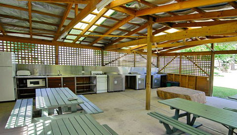 A Wangralea Caravan Park - Accommodation Redcliffe 1
