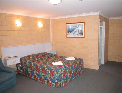 Admiral Nelson Motor Inn - Accommodation Redcliffe 1