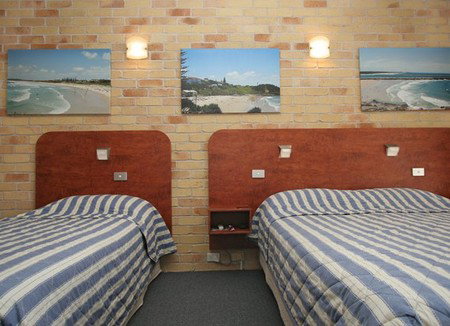 Yamba Beach Motel - Accommodation Redcliffe 4