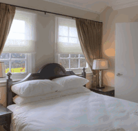 Wallacia Hotel - Accommodation Redcliffe