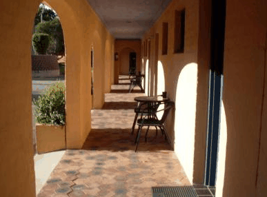 Costa Rica Resort Motel - Accommodation Redcliffe 1