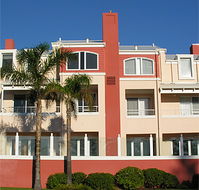 The Castlereagh 4 - Accommodation Redcliffe