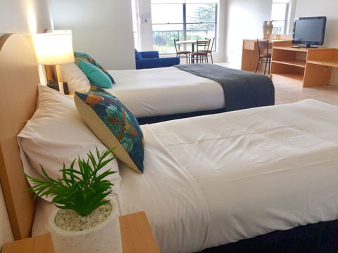 COAST Motel And Apartments - Accommodation Redcliffe 8