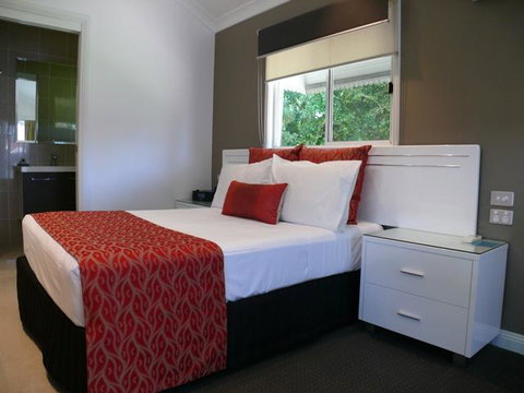 The Gateway Village Holiday Park - Accommodation Redcliffe 9