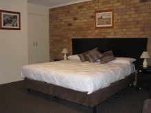 Kippa Ring Village Motel